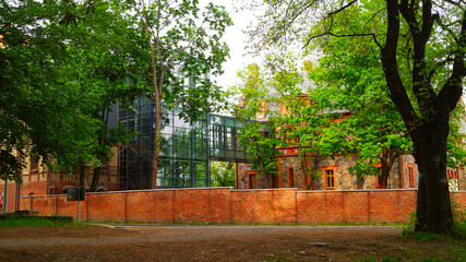 Obraz premium glass building in the park
