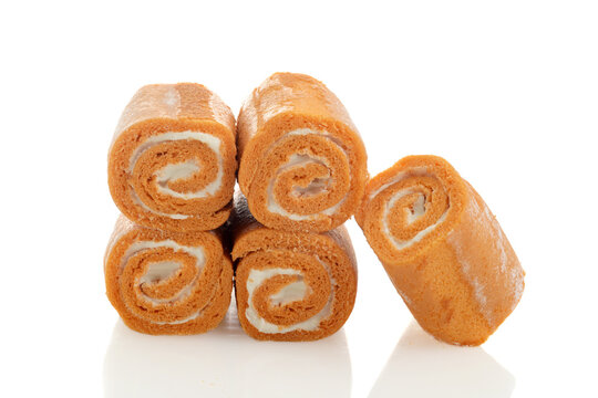 orange and vanilla swiss roll cake