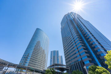 高層ビル　青空　ビジネス © naka