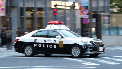 Police car in Tokyo - Japan © Mohammad