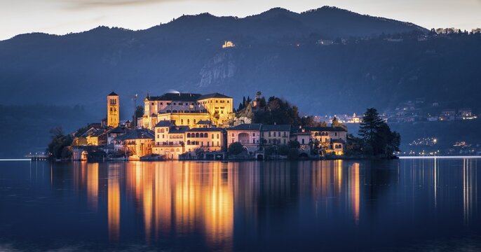 Isola San Giulio in Lake Orta, Orta San Giulio, Lago d'Orta, Province of Novara, Piedmont, Italy