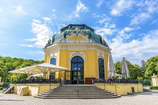 Imperial Pavilion in the Zoo, Sch&ouml;nbrunn, Vienna, Austria