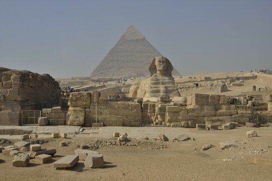 Sphinx or Great Sphinx of Giza, lion with a human head, built in the 4th Egyptian dynasty around 2700 BC, in front of the Pyramid of Chephren, Giza, Egypt