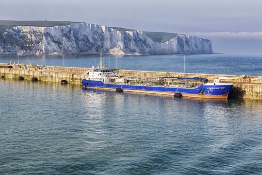Dutch tanker Coralwater, chemical tanker, chemical transport, Port of Dover, chalk coast, England, Great Britain