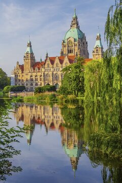 Back of the New Town Hall at the Maschteich in Maschpark, Hanover, Lower Saxony, Germany