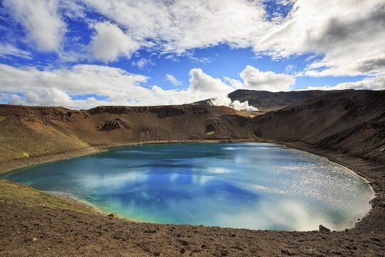 Volcanic lake, crater lake Viti at the central volcano Krafla, Myvatn, North Iceland, Iceland