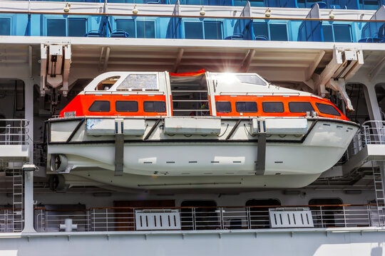 Lifeboat on cruise ship