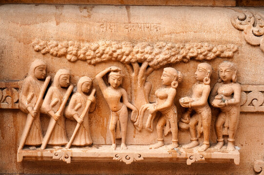 sculpture in the jain temple