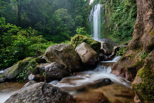 Curug Lawe Secepit Waterfall