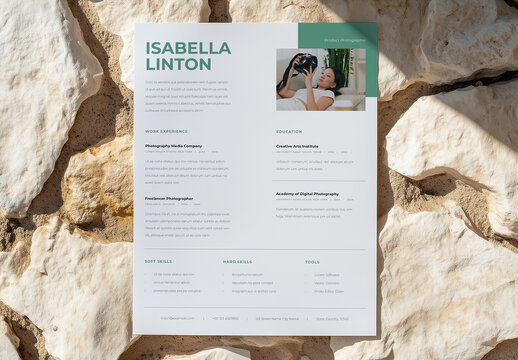 Minimal CV Resume with Green Accent