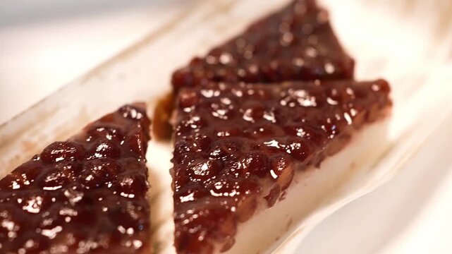 伝統的な和菓子「水無月」のクローズアップ