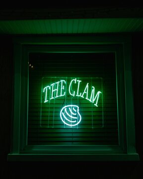 Clam Tavern neon sign, Clifton Heights, Pennsylvania