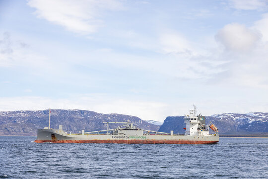 IRLAND (IMO: 9771456) er et sementtransportskip og seiler for tiden under flagget til NEDERLAND.