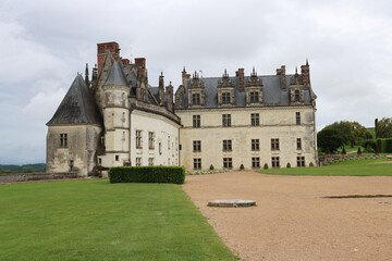 Fototapeta premium Château Royale d’Amboise in cloudy weather