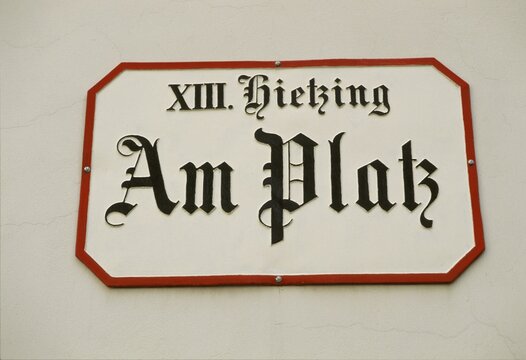 Street sign "am Platz", 8. Bezirk, Hietzing, Vienna, Austria