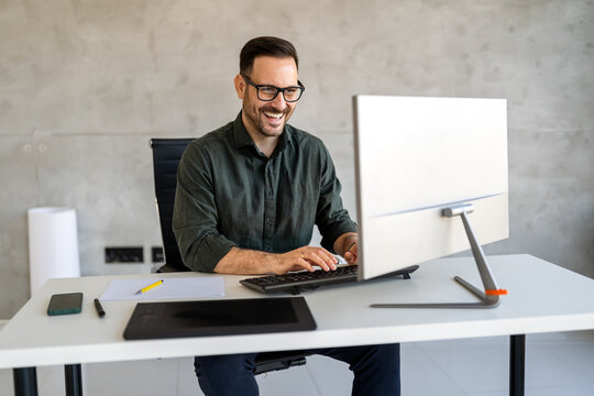 AI technology help people to work with generative AI functions by prompting the AI