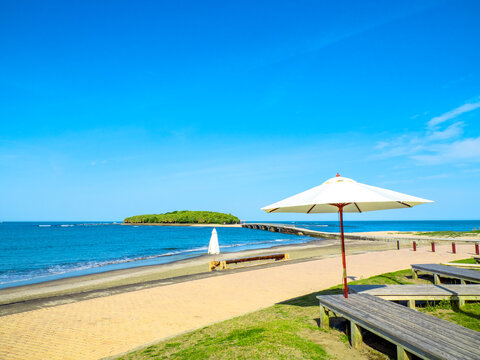 青島海浜と青島（宮崎県宮崎市）