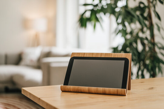 Rack with tablet on tabletop