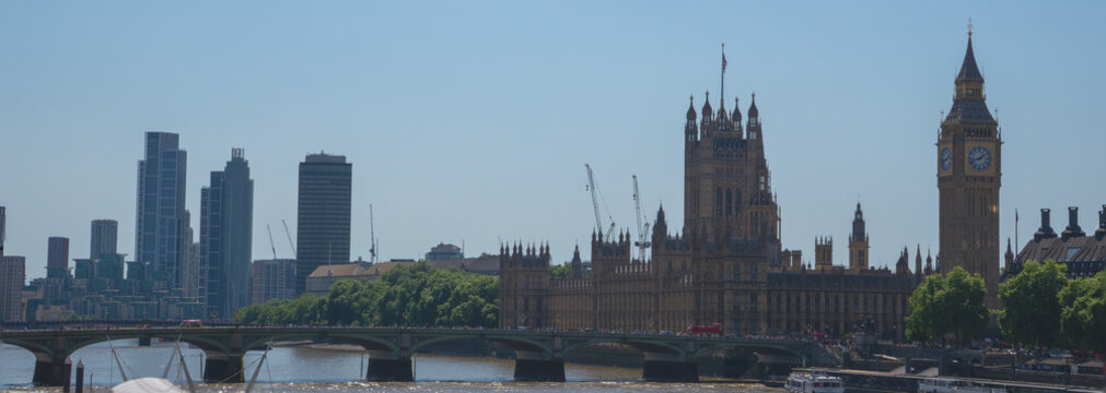 Panoramic view of Big Ben and Houses of Parliament in London