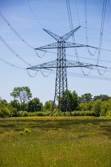 Obraz premium High Voltage Transmission Line with Strain Tower (380 kV) in Power Grid