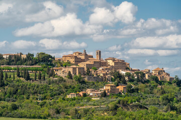 Fototapeta premium Panoramic view of the medieval village of Montepulciano, Tuscany, Italy