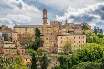 Fototapeta premium Panoramic view of the medieval village of Montepulciano, Tuscany, Italy