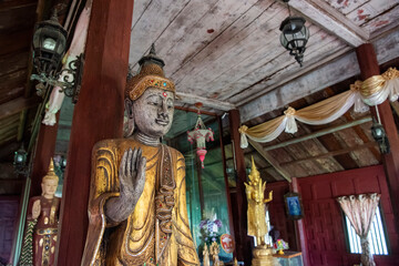 Obraz premium THAILAND TRAT OLD CITY WAT PLAI KLONG