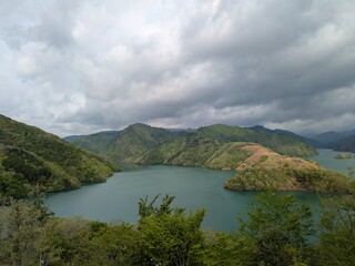 Obraz premium lake and mountains