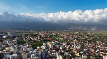 Obraz premium the town square of Komotini taken from a high at sunset
