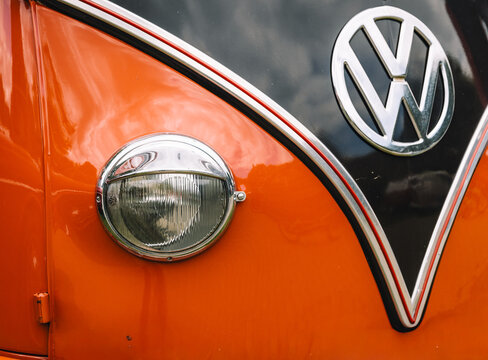Front eines VW Bulli T1 beim Jahrestreffen in Remagen am 16. Mai 2026