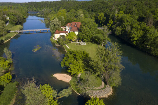 Otocec Castle - Said to have been built in the 13th century, around 1252, Otocec Castle sits on a small island in the middle of the Krka River and is the only water castle in Slovenia.