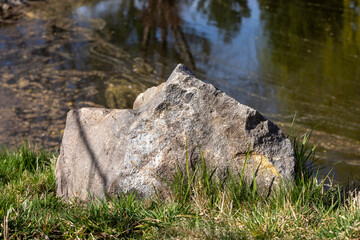 Large isolated boulder for landscape use in a community © Malisa Nicolau