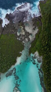 Piscines naturelles &icirc;le des Pins Nouvelle Cal&eacute;donie