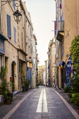 Fototapeta premium Ruelle dans le quartier du panier à Marseille