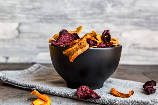 Roasted vegetable chips in bowl