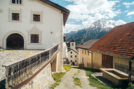 Swiss mountain village of Vn&agrave; in the Lower Engadine (Unterengadin), Graub&uuml;nden, Switzerland
