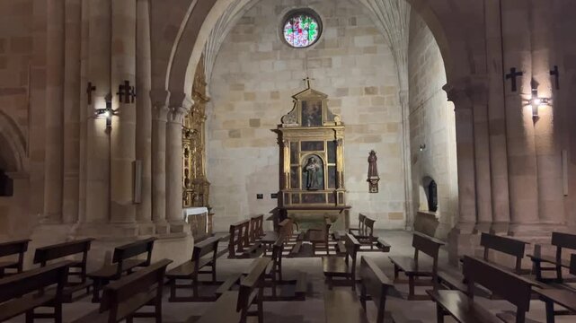 Tilt up interior lateral de Santo Domingo en Soria