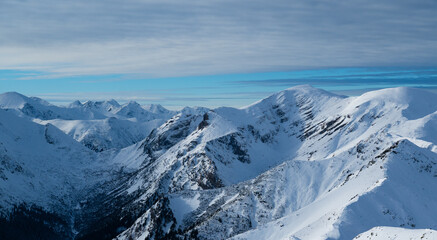 Naklejka premium Mountain peak snow-capped mountains snow rocks landscape