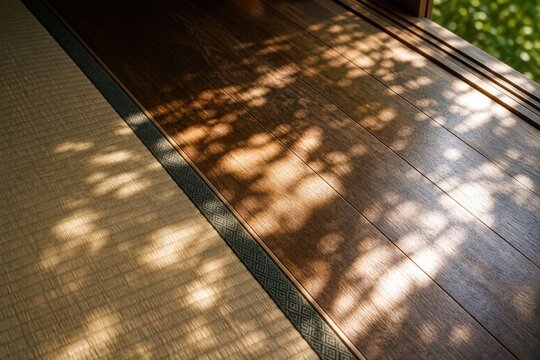 木漏れ日の影が映る畳と縁側