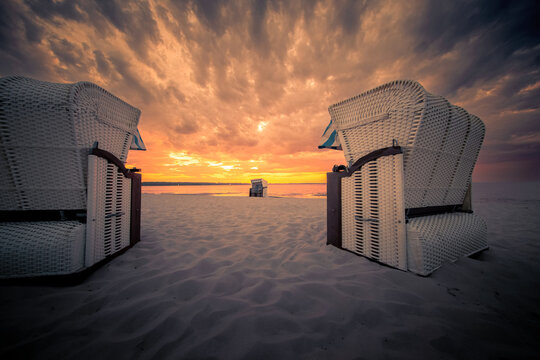 Sonnenuntergang im Ostseebad  Laboe