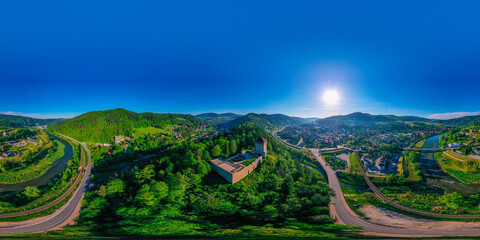 Baszta zamek, Muszyna, Dolina Popradu. © Maciej G. Szling