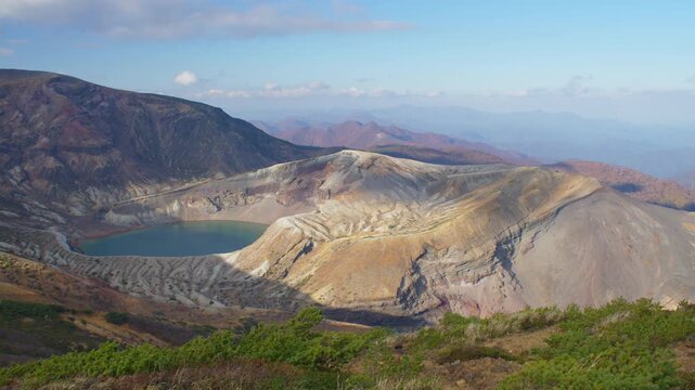 蔵王の御釜 Okama Crater Lake of Zao