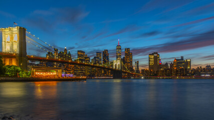 Fototapeta premium Memorial Day 2026. NYC skyline and Brooklyn Bridge from DUMBO, Brooklyn view over the East River