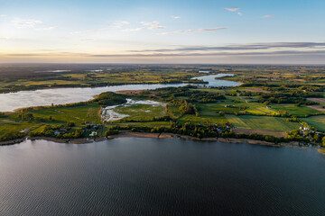  Jezioro Rajgrodzkie – jezioro leżące na terenie Pojezierza Ełckiego. Polska © Tomasz Warszewski