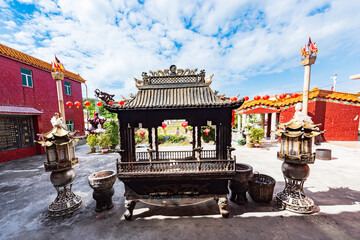 Longshan Temple, Shuangyuewan, Huidong, Huizhou, Guangdong, China © hu