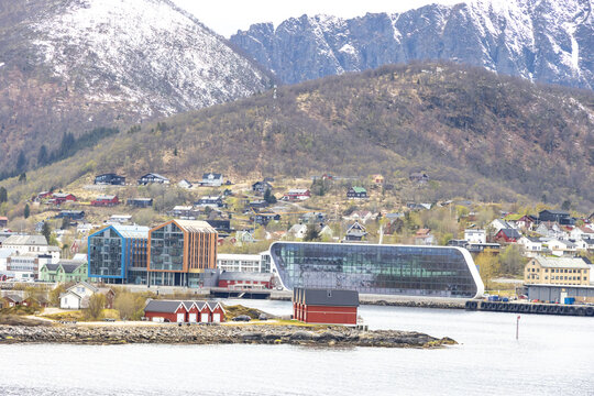 The coastal route arrives in Stokmarknes with the Hurtigruten Museum