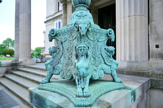 Villa H&uuml;gel