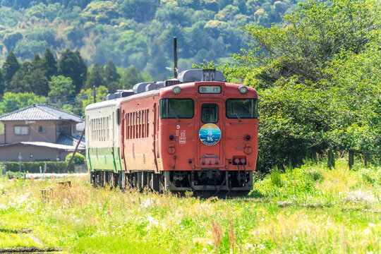 千葉県・小湊鉄道 急行奥房総　五井&hArr;上総中野