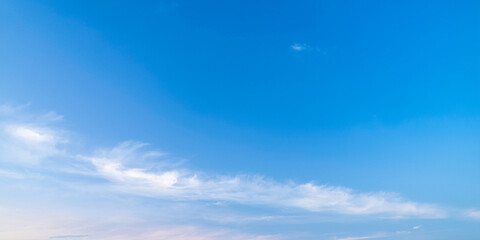 Obraz premium Teal Blue Gradient Background Soft Blur for Website and Presentation