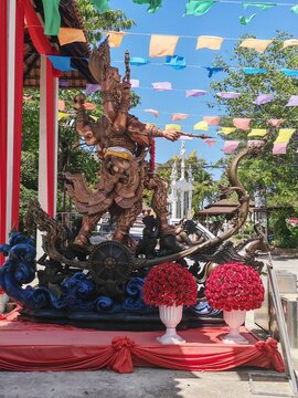 Kubera is a guardian deity in Thai and Buddhist beliefs